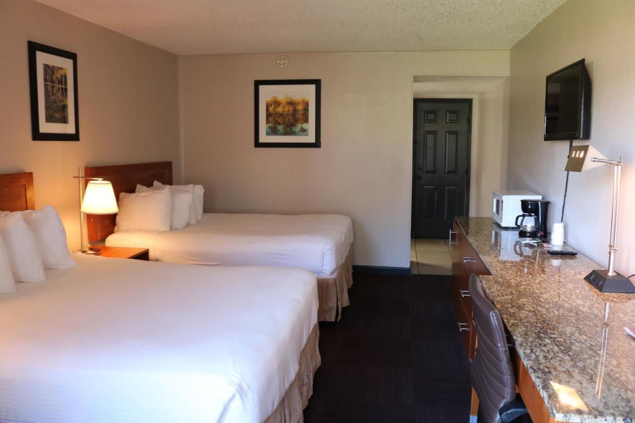 Friendship Inn Altus Bagian luar foto